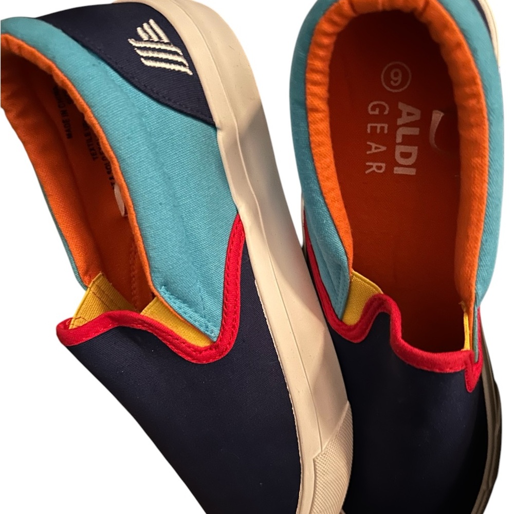 Aldi Gear Slip Ons Size 9 NWT